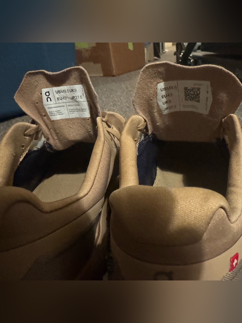 On Running Men's Trainers in Beige/Tan - Picture 4 of 5